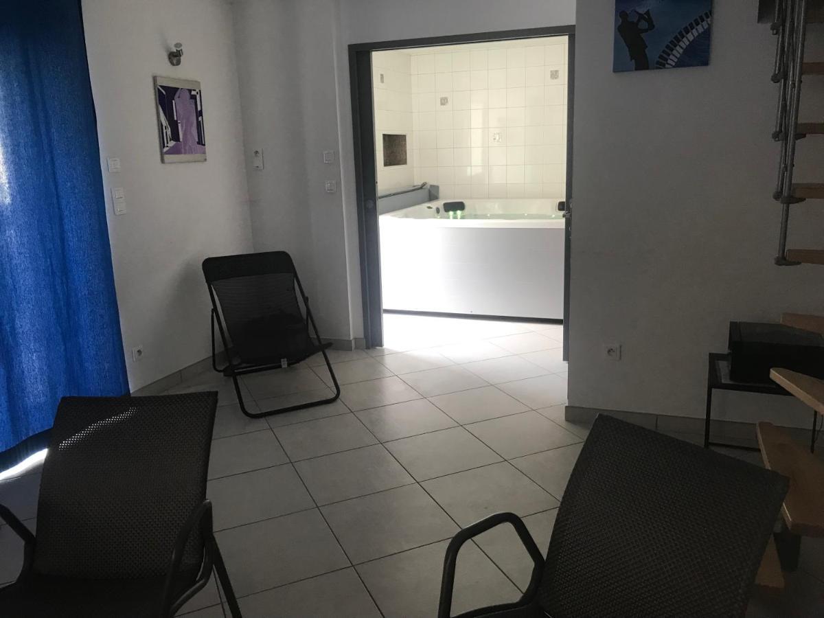 Maison Entiere Avec Privatif Bulle Sur Sye En Drome Aouste-sur-Sye